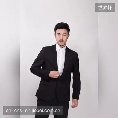周薇月